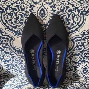 Rothy’s The Point flat